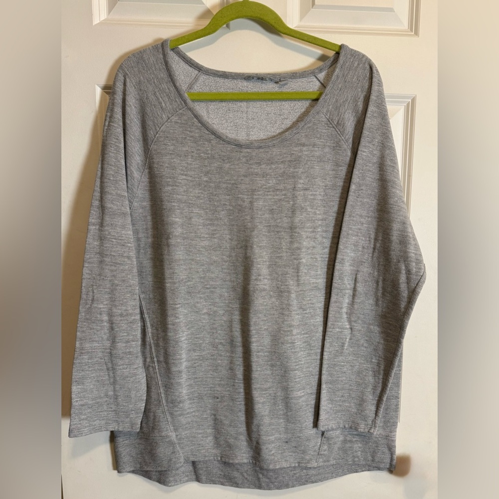 Athleta Heather Gray Long Sleeve Sweatshirt Top